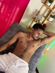 ryan_williams23 Public Pic 5