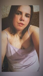 I am the one who seeks happiness. de so_shy  photos