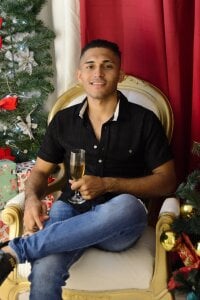 Derek_Storm_ Don't you want a brunette for this Christmas? Pic 3