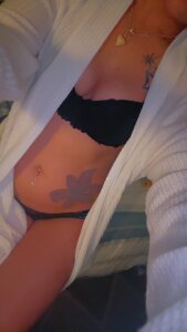 honeylove1010 Public slika 4