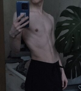 DannyIero Public Pic 5