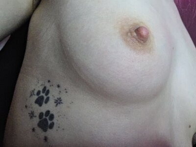 KarinRobertsonYour Weak Spot Bild