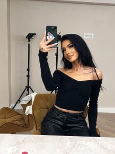 VickyM99 Selfies only! 💎 Gambar