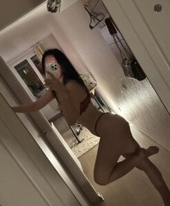 EvaRoughe Public Pic 6