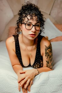 sarah_sluty sexy girl 🔥 Pic 3