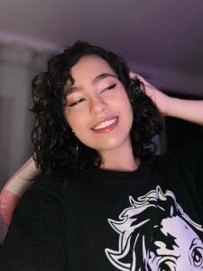 emma_morales_'s Cat eyes Sex Photo 2