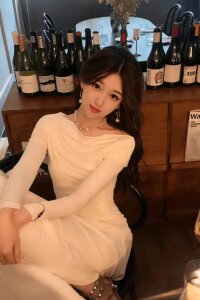 -Doris-188 Public Pic 6