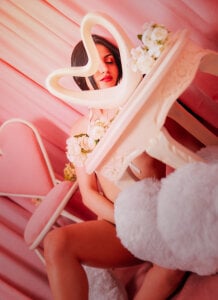 Radiant_NaomiDo you want to be my Valentin? 👣图片