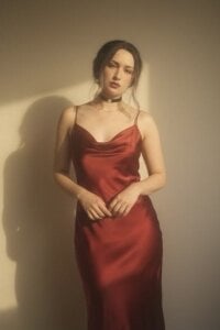 Zoe_Kiss: Public ( 4 фото)