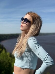 EmilieLong 🤫 صورة واحدة|EmilieLong 🤫 صورتان|EmilieLong 🤫  3 صور|EmilieLong 🤫  3 صورة