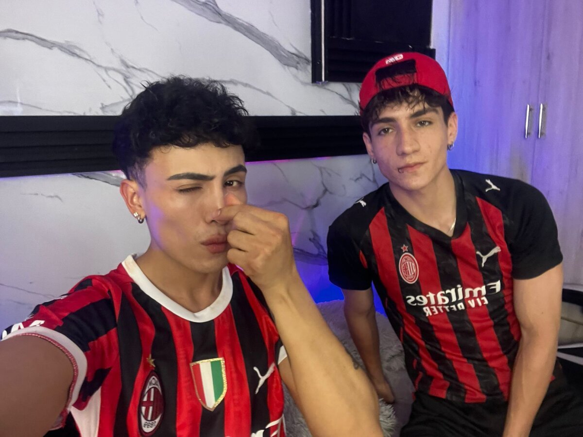 Foto em tendência de Saimonvela 9291