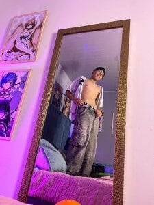 Andrew_Wolff know more about my sexy body bb Pic 3