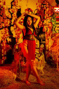 pauline_golden1 Public Pic 9