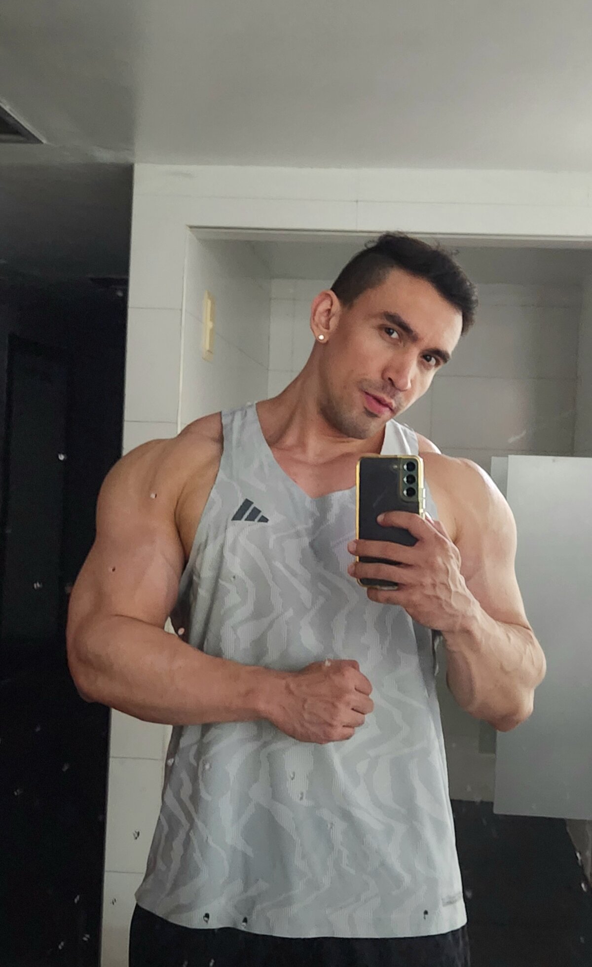 Трендове зображення  9524 jhay-crux