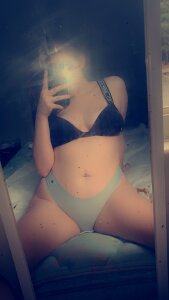 daddysgirl4204 Get to know me Pic 2