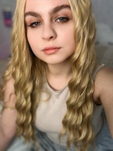 VivienAllen Public slika