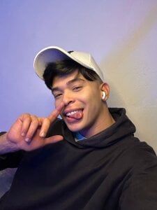 David_Nova Black Pic 2