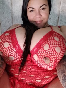Mia_hot_cum
