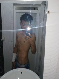 TaylerMiles Public Pic 6