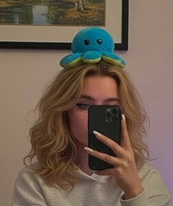 MerlinMeyer 🥰🥰🥰 Pic 3