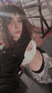 LioraVelvetC kis Pic 5