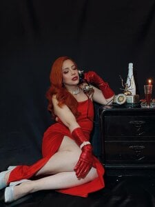 sahra_taylor_ Call me in this new year ✨ 사진 7