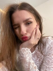 AliceAtkins 🤍 Pic 2