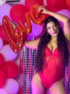Wanda_Milf: Valentine's Day 2026 ( 4 фото)