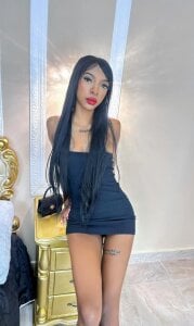 AprillRoss Public Pic 3