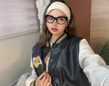 Emma_bloom__ Call me  9. fénykép