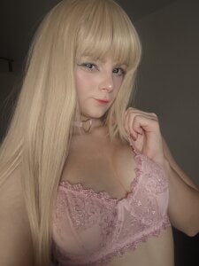 Charlotte_mitchelle Public Pic 2