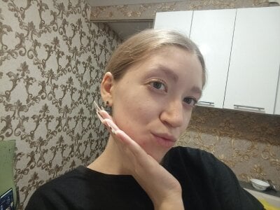 MargarettNewbie Angela<3 Pic 5