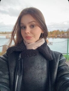 LeyaFlamy Public Pic 4