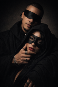 MaskTeaseXXX Public Gambar 4