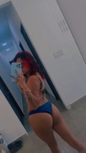 kristen_tay Vacations Pic