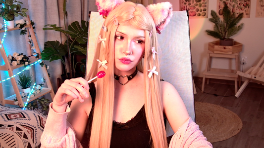 Zdjęcia RickiOwens kitty:  2