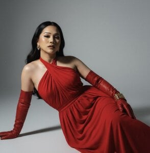 RED de ZerinaKenzie  5 Imagens