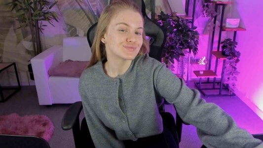 Olivia-Bloom hi hi hi Pic 7