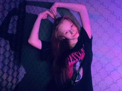 Cleonoth2o purple صورة واحدة|Cleonoth2o purple صورتان|Cleonoth2o purple  5 صور|Cleonoth2o purple  5 صورة