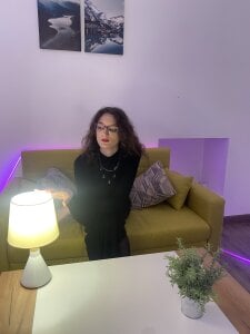 TameraNiedermeyer Public Pic 2