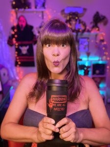 RebeccaLoveXXX Public Pic 2