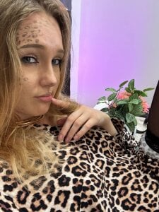 VanessaLightDiamond Hallowen Pic 3