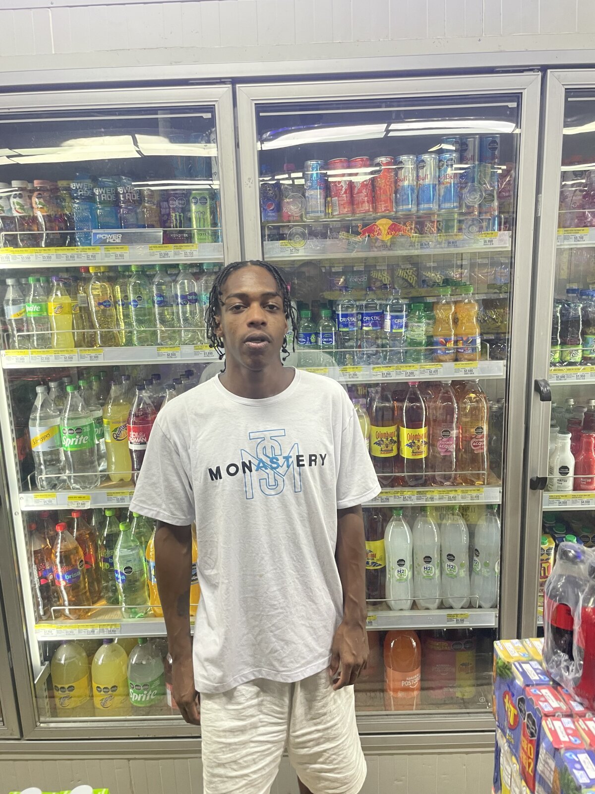 Larry-n-clouds Trending Pic 3974