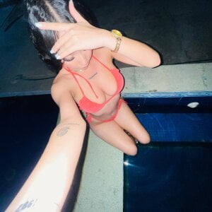 alaia_princess Hey guys, get to know a part of me Pic 7