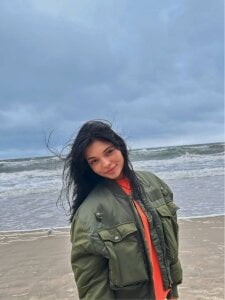 Mariella_Adamss Я вне сайта ) Foto 6