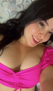 OliviaValenttiPublic Bild 2