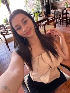 emma_cutedirty Public Pic 5