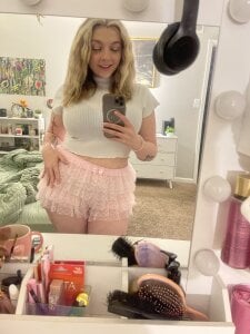 imkhloe Public Pic 2