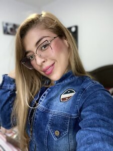 julesrivera I love taking a lot of photos and videos 🫦 Foto 2