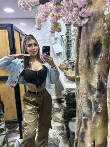 VIOLETT_SATOMI XOXO Pic 3